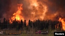 Лесной пожар в районе Форт-Макмюррея. Канада, 3 мая 2016 года.