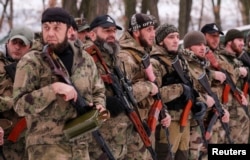 Боевики чеченского батальона «Смерть признают, что они – российские солдаты и офицеры спецслужб, но называют себя «добровольцами»