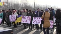 Херсонські аграрії перекрили трасу (відео)