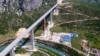 Pogled iz zraka na autoput koji Crna Gora gradi uz pomoć kineskog kredita, 11.05.2021.
