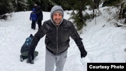 Иван Мысенко в горах в штате Орегон, США.