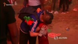 Мальчик в форме сборной Португалии обнял и утешил рыдающего француза (видео)