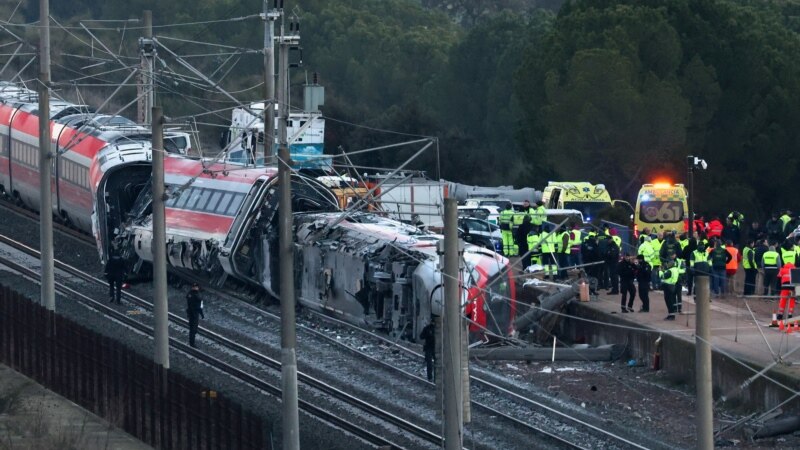 Cel puțin 41 de morți în urma celui mai grav accident feroviar din Spania din ultimii 12 ani