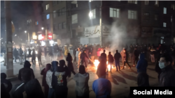 Пратэсты ў горадзе Кэрэдж