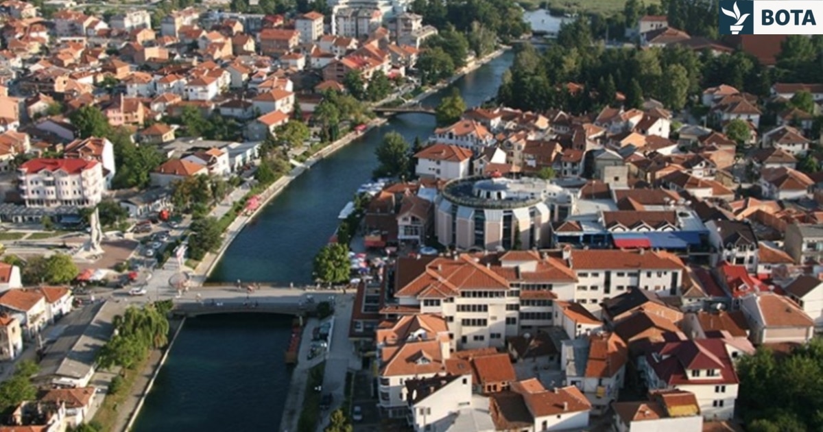 Struga në bllokadë politike  Kush e ka fajin 