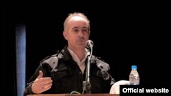 افراد دارای «خالکوبی‌های مشهود و نامتعارف مانند خودزنی» برای دریافت گواهینامه باید مورد «ارزیابی روانشناسان قرار گیرند»