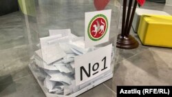 Secție de votare din Kazan, Tatarstan.