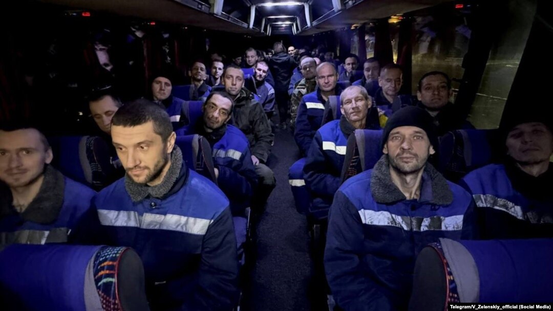  Prizonierii de război ucraineni eliberați în cel mai recent schimb cu Rusia