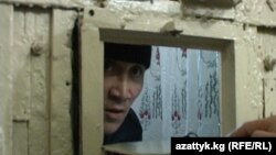 Кыргызстандагы абактардын бири. Ош, 20-январь, 2012