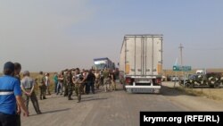 Блокування вантажного транспорту до Криму, пропускний пункт «Чаплинка», 21 вересня 2015 року