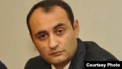 Journalist Fikret Faramazoglu was among those pardoned by the Azerbaijani president on March 16. (file photo)