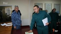 Мансабдорон бо Қуръон қасам мехӯранд, ки ришваситонӣ намекунанд