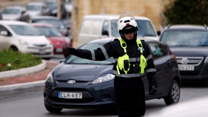 Уапсени половина од сообраќајните полицајци во Малта 