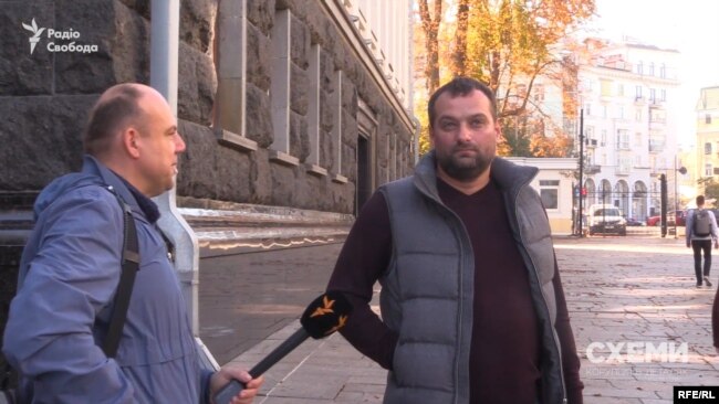 Серед візитерів Банкової знімальна група «Схем» помітила і відомого київського бізнесмена і забудовника Андрія Вавриша