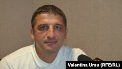 Vlad Țurcanu în studioul Europei Libere la Chișinău