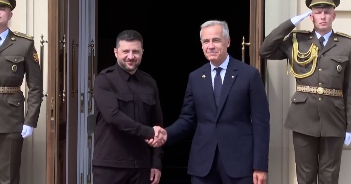 Киев се стреми да си осигурява финансиране от не по-малко