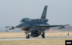 F-16 в Польше на аэродроме в Ласке. Март 2014 года. Польша сейчас готова передать Украине эти истребители, но в «координации с союзниками по НАТО»