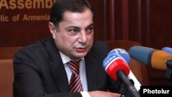 Руководитель парламентской фракции правящей Республиканской партии Армении Ваграм Багдасарян