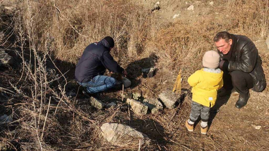 Поврежденный склеп