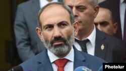 Armenia - Prime Minister Nikol Pashinian speaks to reporters in Yerevan, 21 May 2018.