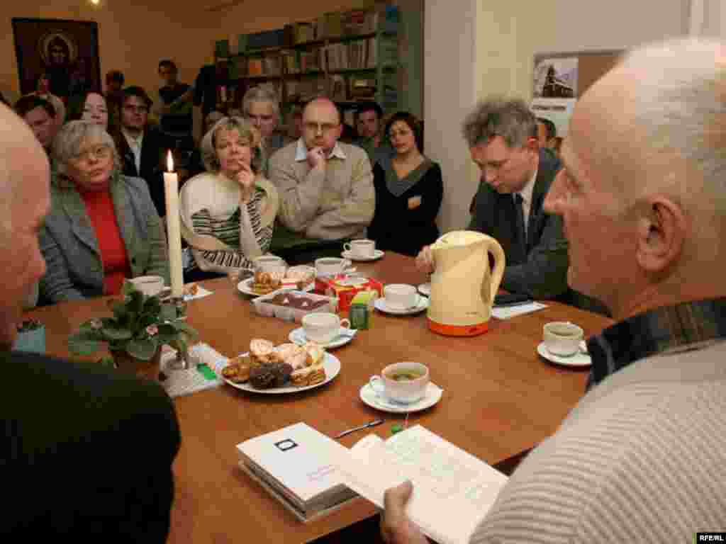 "Кватэрнік" Алеся Разанава з нагоды ягонага 60-годзьдзя, Менск, 20.12.2007