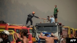 آتش‌سوزی در منطقه خلیج آرکاشون، غرب بوردو در فرانسه