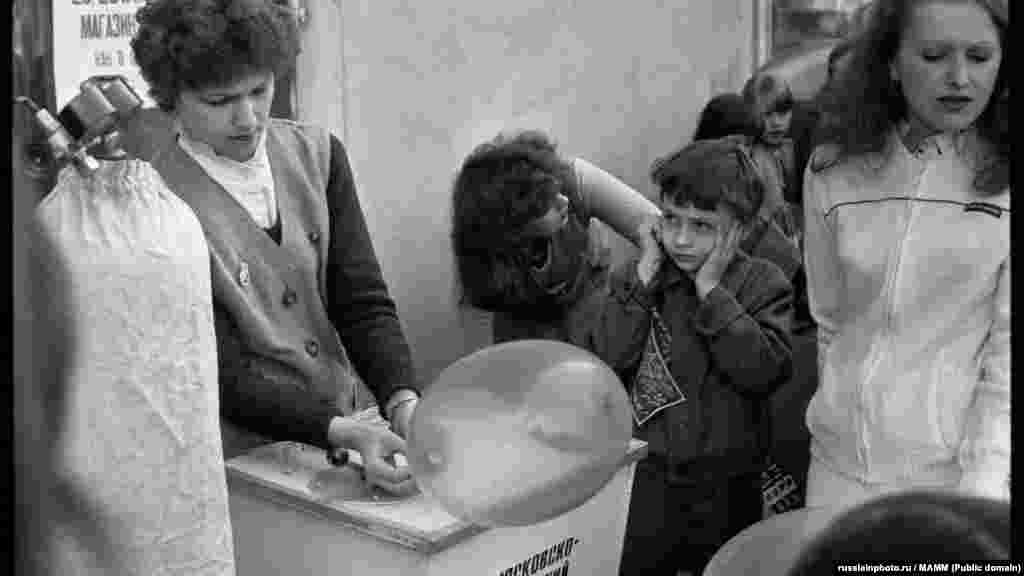 &quot;Первомайские услуги&quot;, Москва, 1 мая 1984