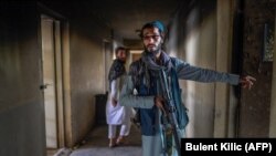 د کابل په پل چرخي زندان کې طالب سرتیری ګرځي ـ پخوانی انځور.
