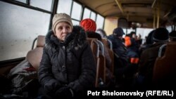 Эвакуация жителей города Дебальцево Донецкой области. 4 февраля 2015 года. 
