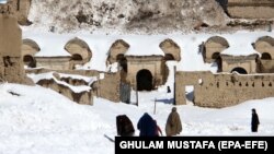 اوچا در توییتر خود نوشته که زمستان شدید سبب وخیم‌تر شدن وضعیت ناگوار کنونی مردم افغانستان می‌شود.