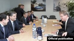 Belgium - EU Enlargement Commissioner Stefan Fuele (R) meets with Armenian Prime Minister Tigran Sarkisian (second from left), 5Dec2011.