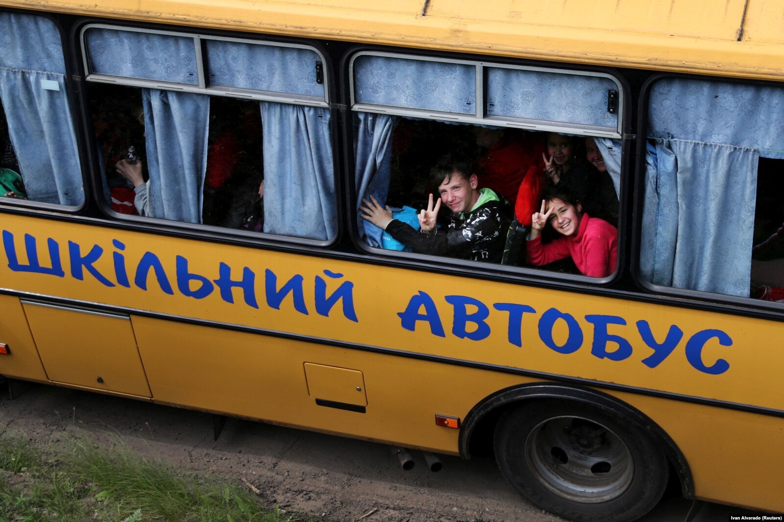 На оккупированных территориях Украины россияне анонсировали конкурс для  детей, участники которого поедут в Крым – ЦНС. Читайте на UKR.NET