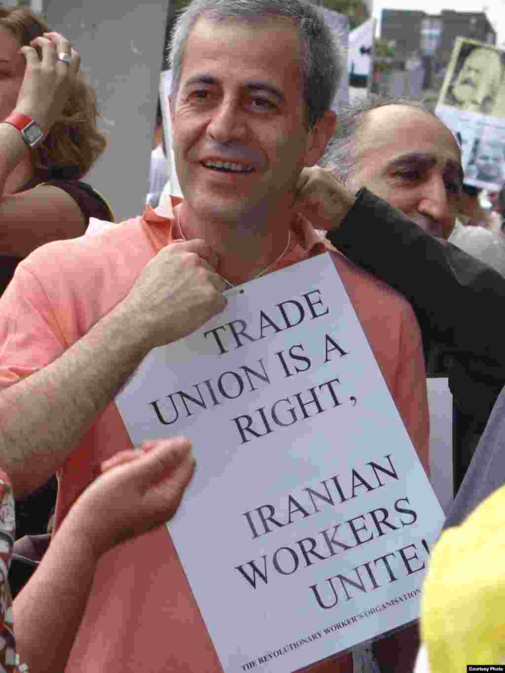 «کارگران ایران متحد شوید ...»