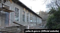 Ремонт в Ялтинской городской больнице №2, 23 декабря 2016 год
