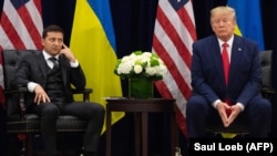 Ukrainian President Volodymyr Zelenskiy (left) and U.S. President Donald Trump at the UN.