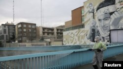 ایران کې د کرونا ویروس مخنیوي لپاره د دوا پاشلو لړۍ