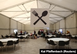 Кухня у прихистку для українських мігрантів у Ганау, Німеччина, 2 березня 2023 рік