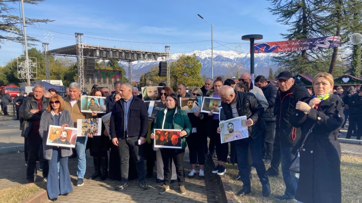 წალენჯიხაში უნებართვო და არასასურველი კონცერტის ორგანიზებას აპროტესტებენ