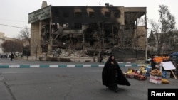 Zgrada poreske uprave u Teheranu oštećena tokom protesta, 19. januar 2026.