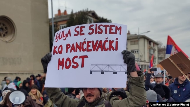 Transparent na protestu u Vršcu, 23. februar 2025.
