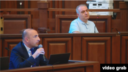 პროკურორი ვაჟა თოდუა და მოწმე დავით ქიტიაშვილი