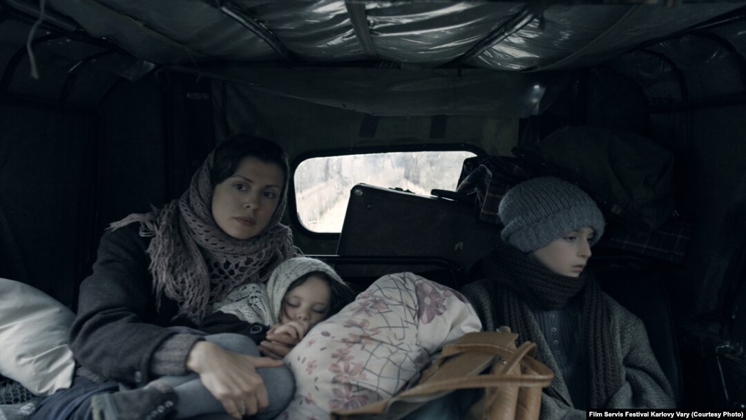 Rusudan Glurjidzenin "Başqalarının evi" filmindən bir kadr.