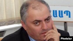Armenia - Armen Alaverdian, deputy head of the State Revenue Commitee.