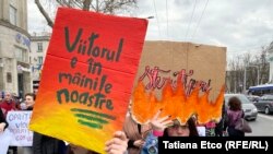 „Ratificați, nu trișați” - Marșul solidarității la Chișinău, 8 martie 2020.