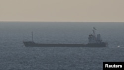 Ілюстраційне фото. За даними ОВА, судно зазнало удару під час виходу з порту