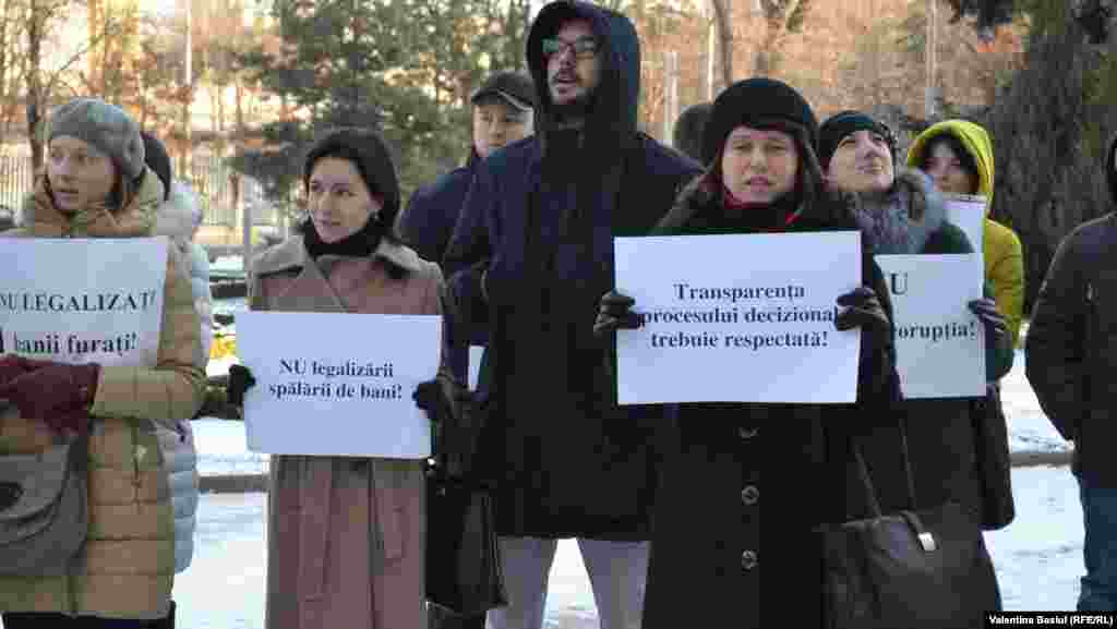 La protestul de la Chișinău...