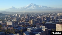 Armenia - A general view of central Yerevan against the backdrop of Mount Ararat, 5Nov2014.