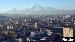 Armenia - A general view of central Yerevan against the backdrop of Mount Ararat, 5Nov2014.