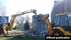 Скопје-Град Скопје го остранува постаментот од споменикот на Андон Лазов Ќосето, 11.03.2018