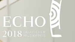 Laureații premiilor ECHO din Germania protestează